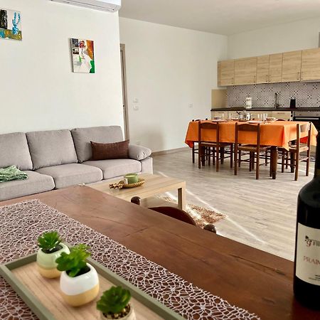 Agriturismo I 9 Filari ลิเมนา ภายนอก รูปภาพ